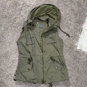 Women's Olive Hooded Utility Vest with Drawstring Waist